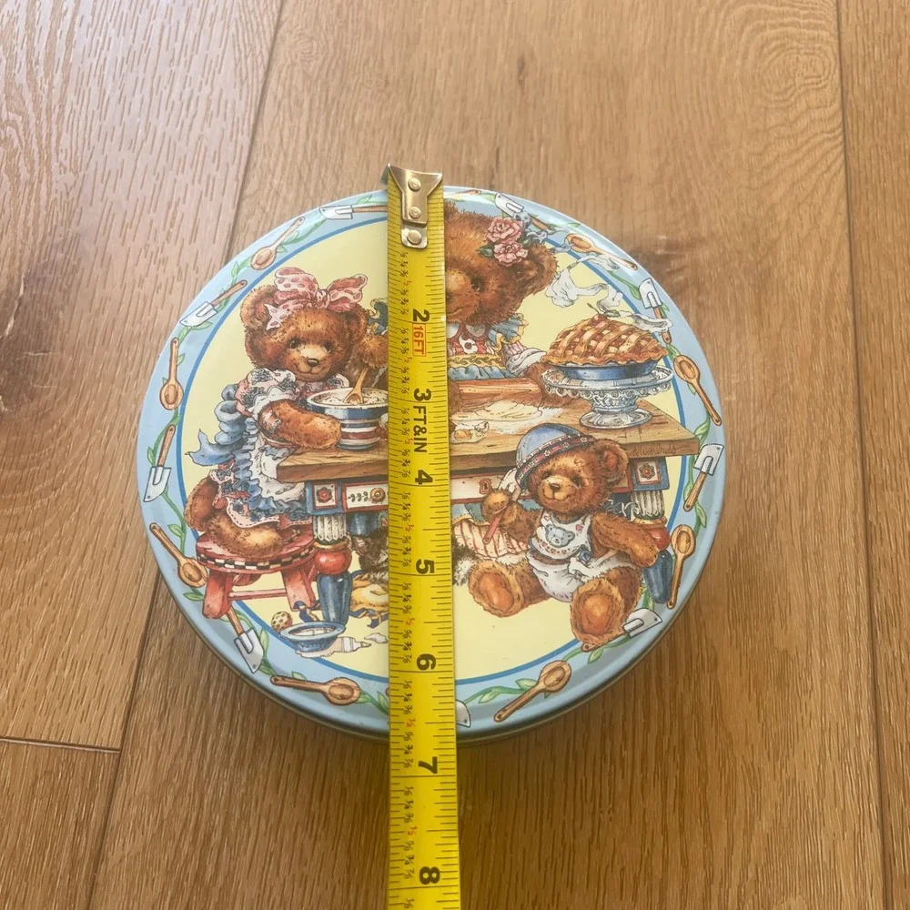 Vintage Giftco Teddy Bear Baking Kitchen Metal Cookie Tin Blue Round 7.5 Inch